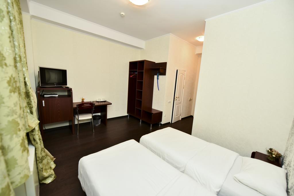 Mesogios Hotel Κισινάου Εξωτερικό φωτογραφία